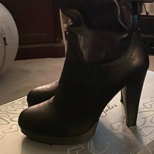 Romantic Soles knee-high black boots, sz 7.5M